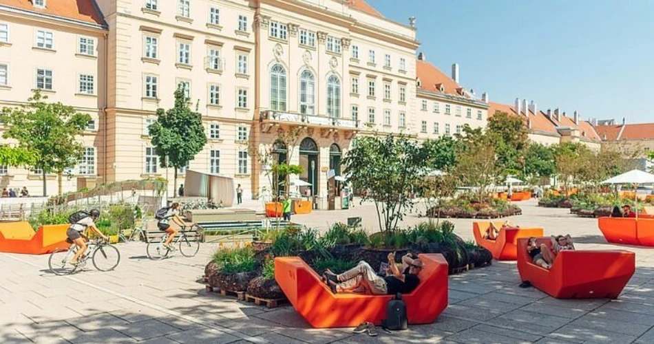 MuseumsQuartier (MQ)