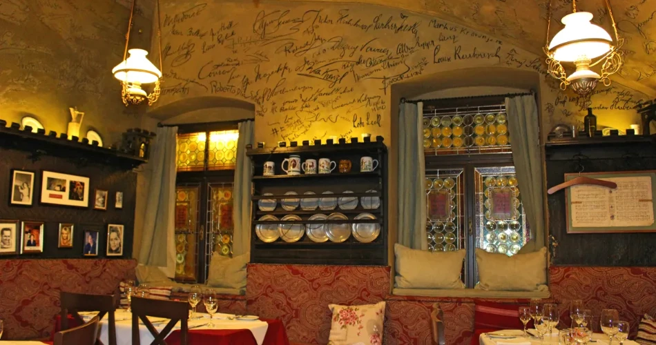 غريشنبايسل. أقدم مطعم في فيينا منذ عام 1447
